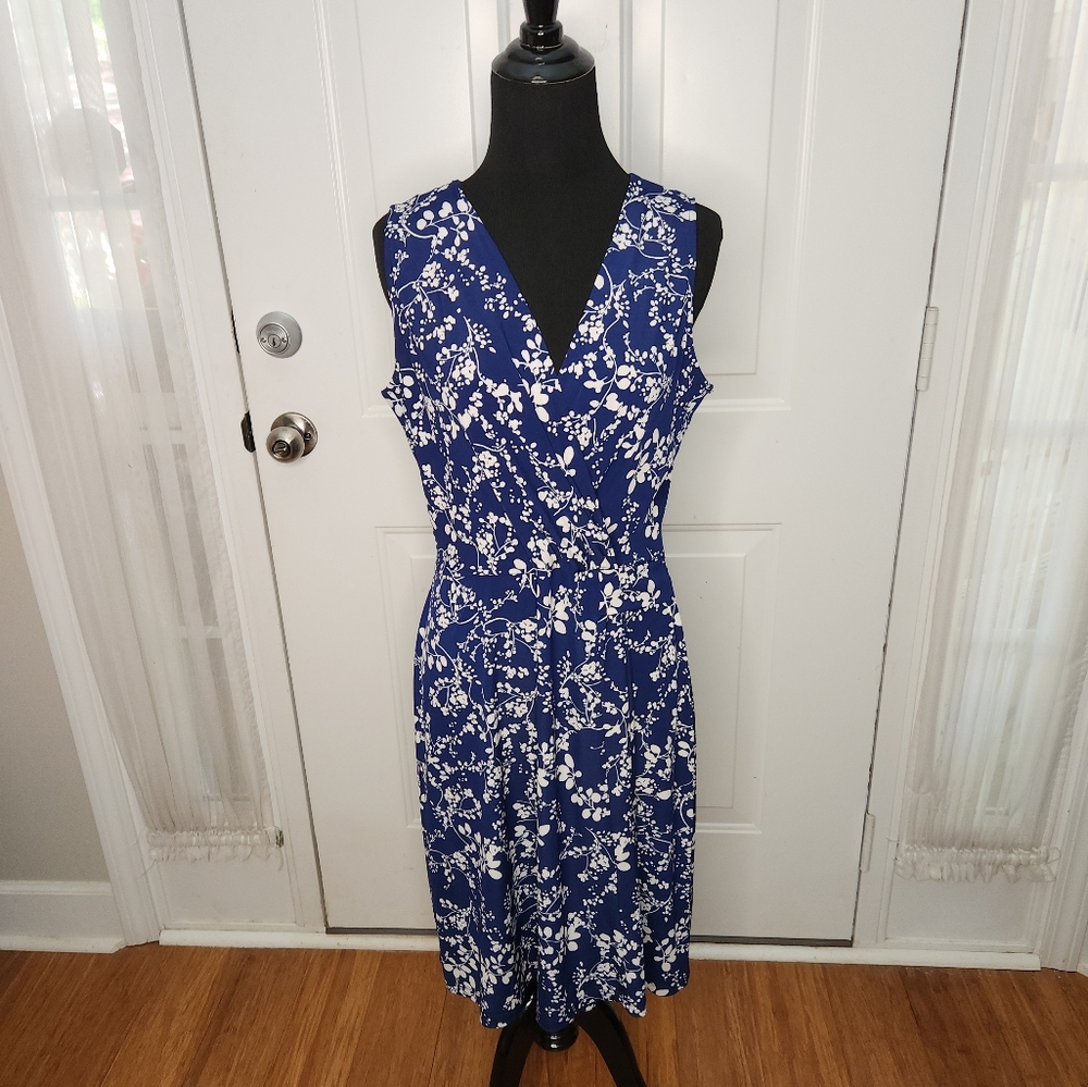 Hail3y 23 Blue and White Sheath Dress Size Large